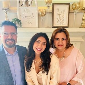 Meet your Posher, Marcela